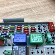 24412497 24431677  Fuse box set Opel Astra G