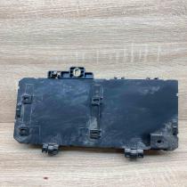 13180775 5DK008669 51  Fuse module Opel Astra H