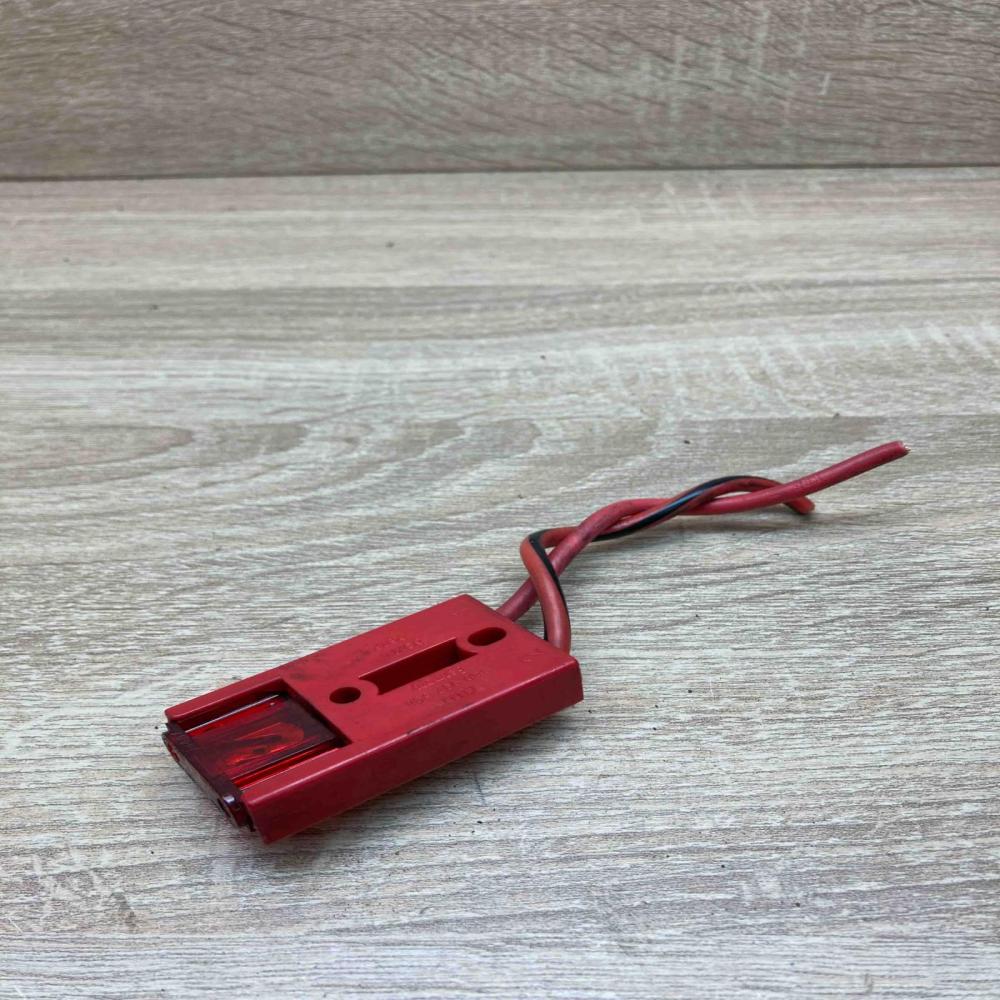 8A0937530 GSM4  Fuse Audi A6 S6 C5 4B