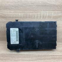 9636760580E 9644098180  Fuse module Peugeot 307