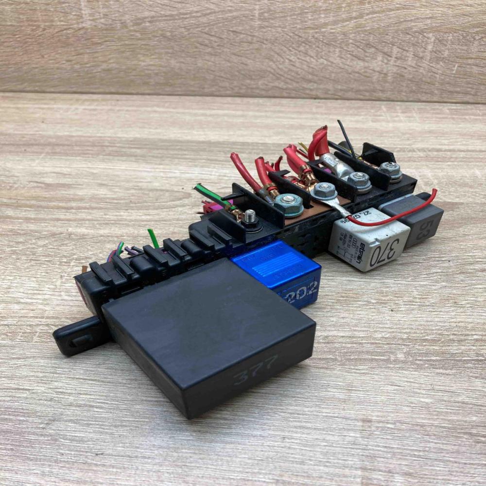 8L0941822A 4B0955531A  Fuse box set Volkswagen PASSAT B5.5