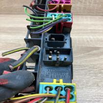 4A0941822 696046  Fuse box set Audi A4 S4 B5 8D
