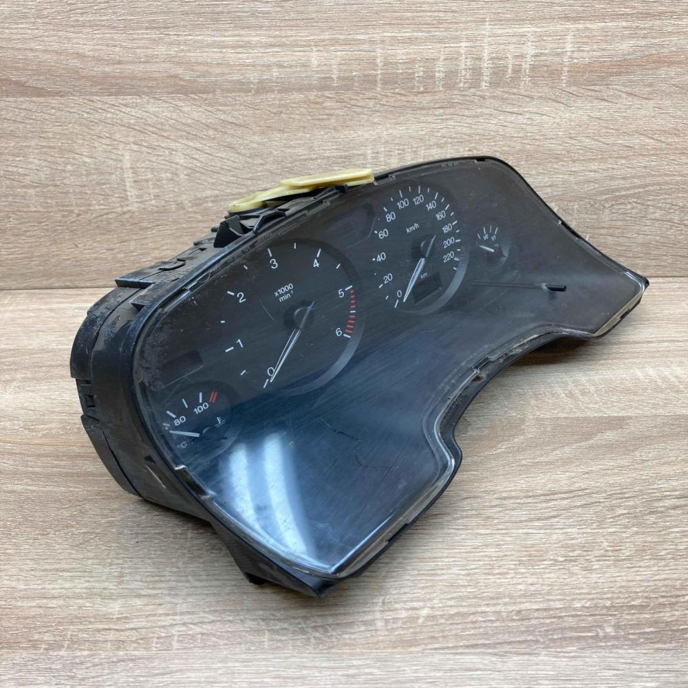 09228757  For Diesel LHD Speedometer (instrument cluster) Opel Zafira A
