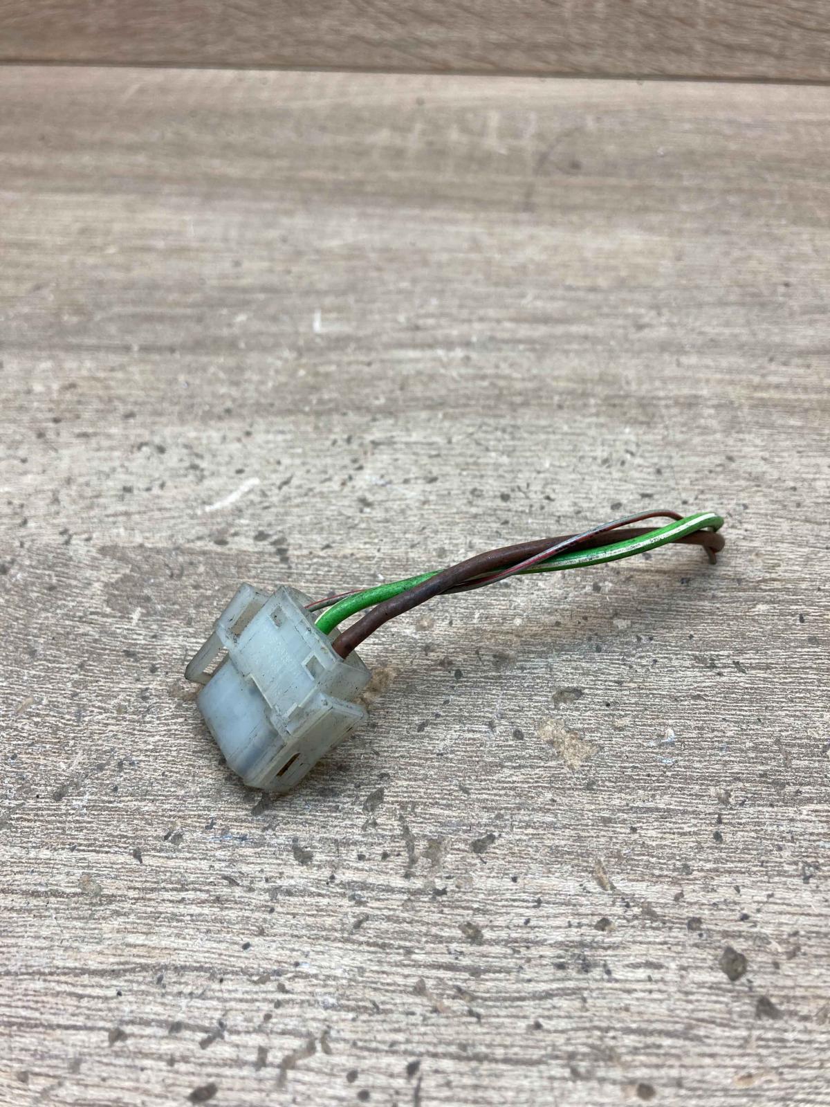 1378115 2 828817 1 3PIN Plug wire BMW 7 E65 E66