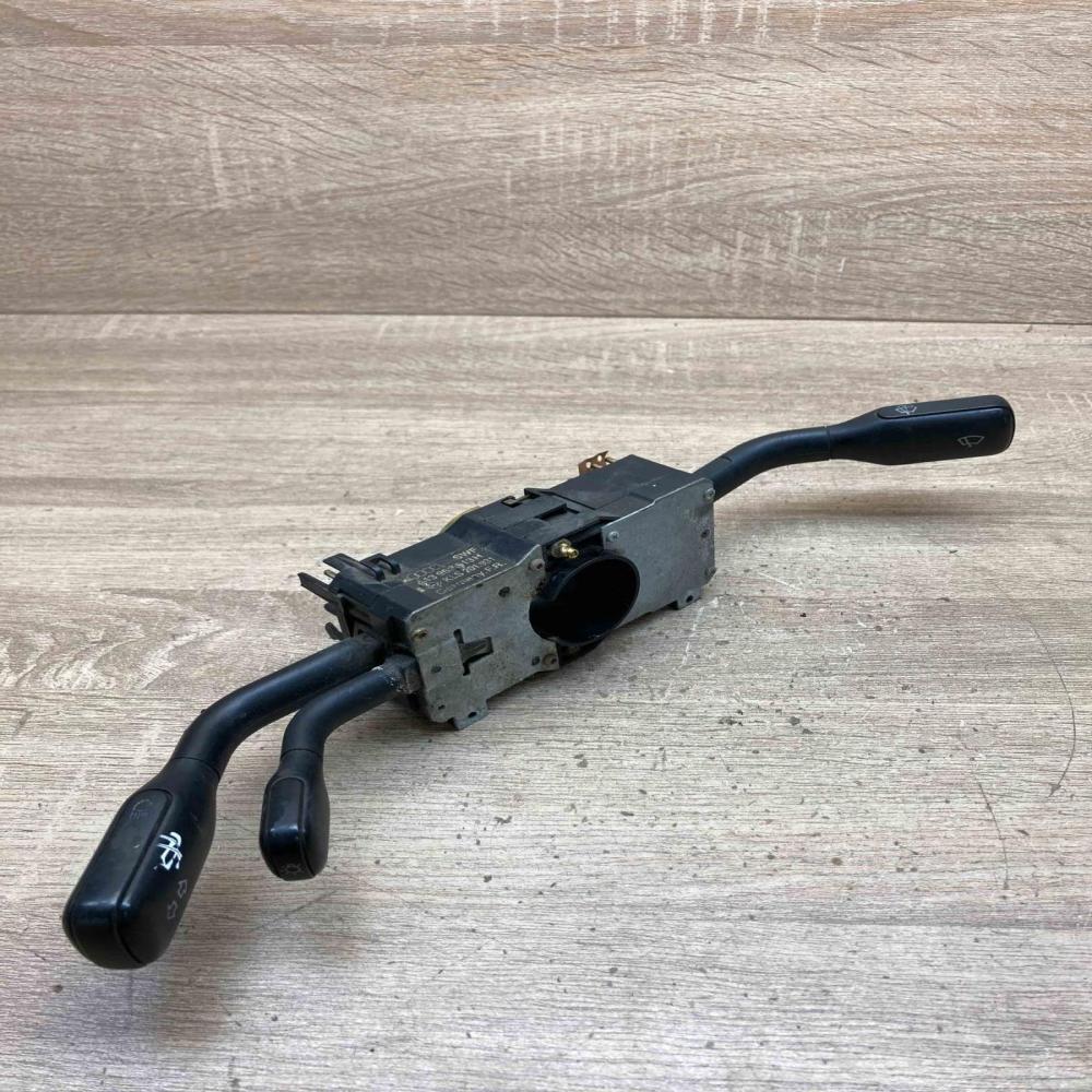 443953513H 4A0953503  Wiper turn signal indicator stalk/switch Audi 80 90 S2 B4