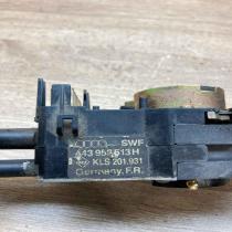 443953513H 4A0953503  Wiper turn signal indicator stalk/switch Audi 80 90 S2 B4