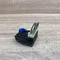 7700826606 61570012  Wiper control stalk Renault 19