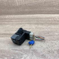 7700826606 61570012  Wiper control stalk Renault 19