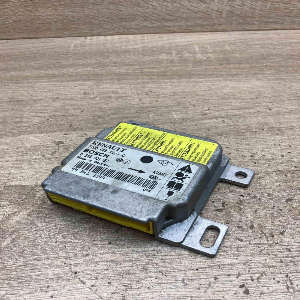 7700428310 0285001157  Airbag control unit/module Renault Clio II