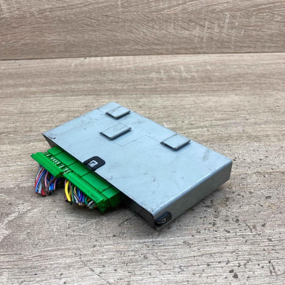 30889926 MB232300 8461  Alarm control unit/module Volvo S40, V40