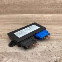7700421261 B   Comfort/convenience module Renault Laguna I