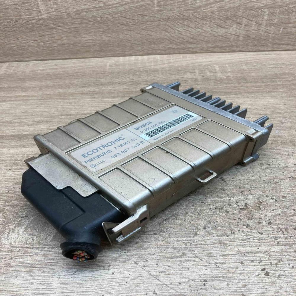 893907383B 0285007061  Engine control unit/module ECU Volkswagen Golf II
