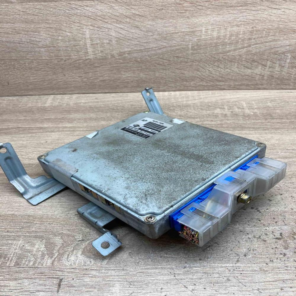 23710 7F000 MECM T936  Engine control unit/module ECU Nissan Terrano