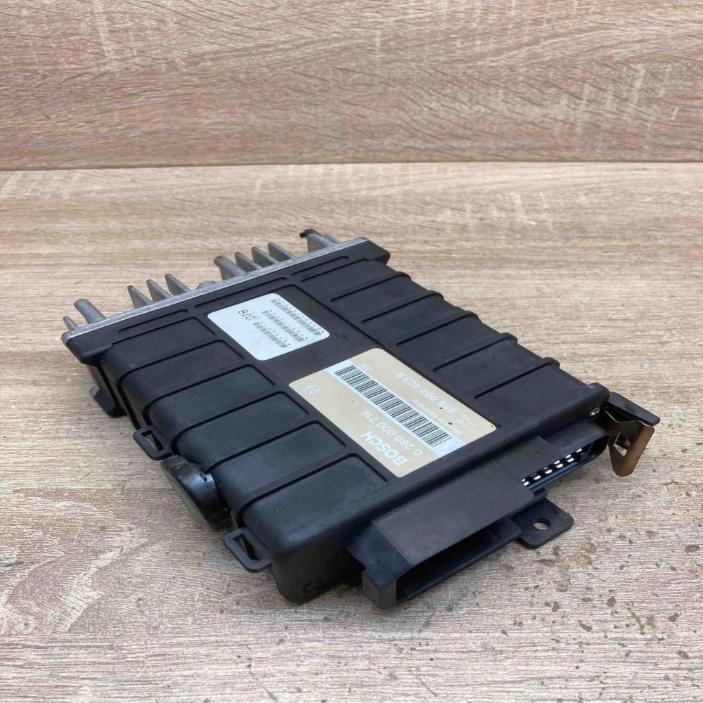 855907403A 0280000716  Engine control unit/module ECU Audi 80 90 B3