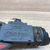 074906461 71822101  Mass air flow meter Volkswagen PASSAT B5