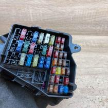 1J1970000S 1J1970012AG  Fuse box set Volkswagen Golf IV