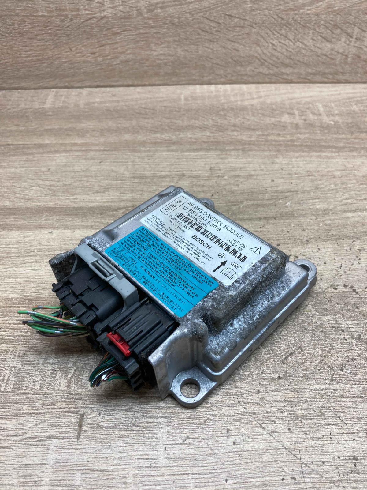 BS4 H57 K30B 0285001961  Airbag control unit/module Mazda 3 I