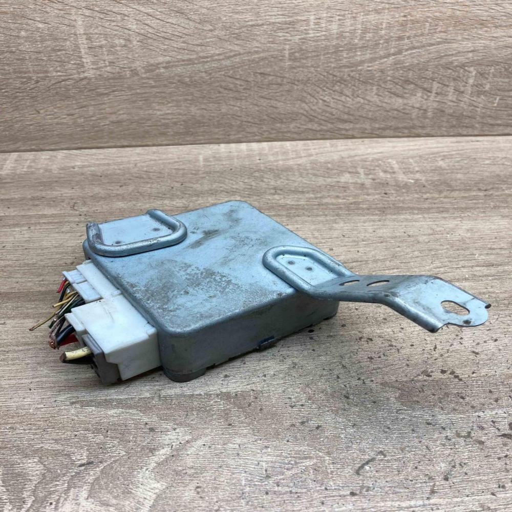 89650 0D030 991 20401  Power steering control unit/module Toyota Yaris