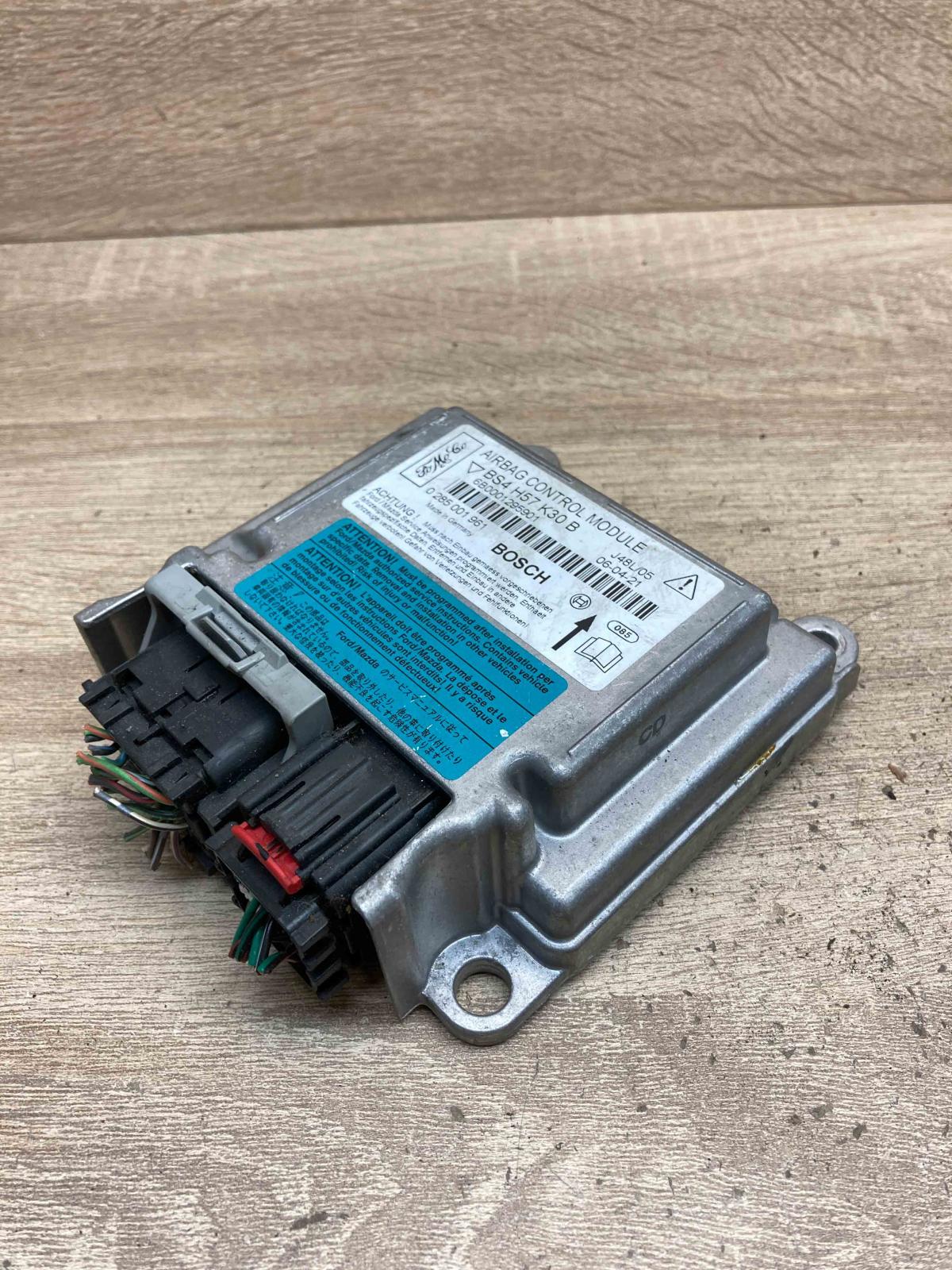 BS4 H57 K30B 0285001961 Used Airbag control unit/module Mazda 3 I