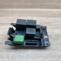PA6GB20GF10   Fuse module Volkswagen PASSAT B6