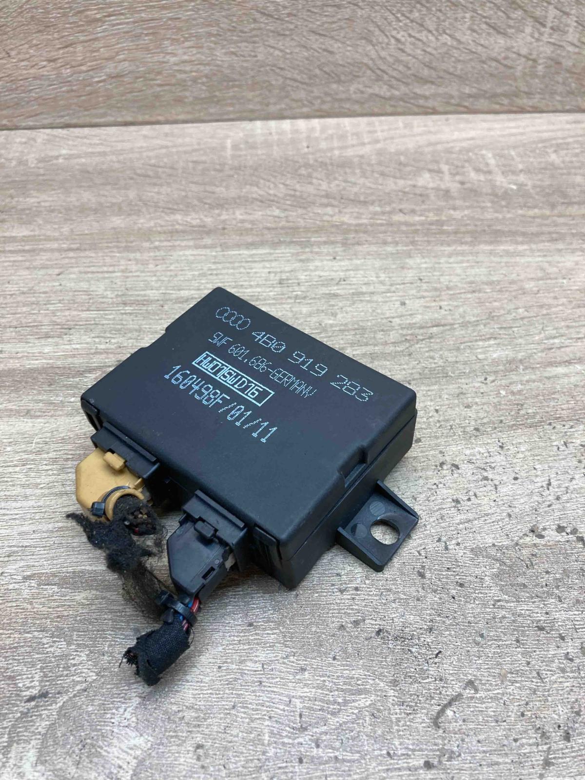 4B0919283 160498F  Parking PDC control unit/module Audi A6 S6 C5 4B