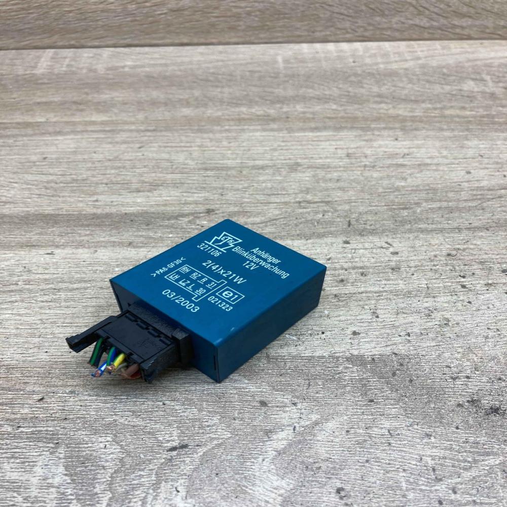 321106 021323  Other relay Volvo S40, V40