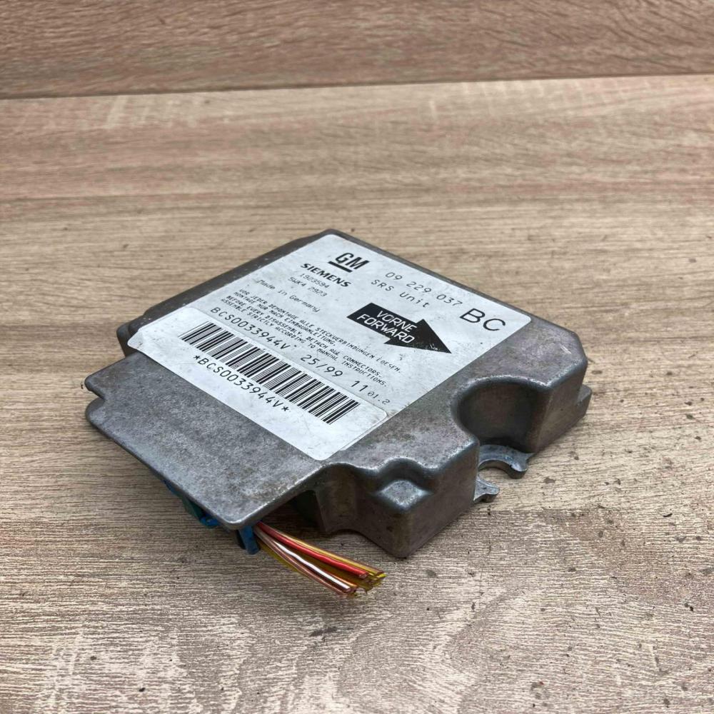 09229037 1923594 Main  Airbag control unit/module Opel Vectra B