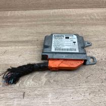 600639500 8200117652A  Airbag control unit/module Renault Scenic I