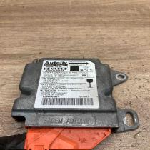 600639500 8200117652A  Airbag control unit/module Renault Scenic I
