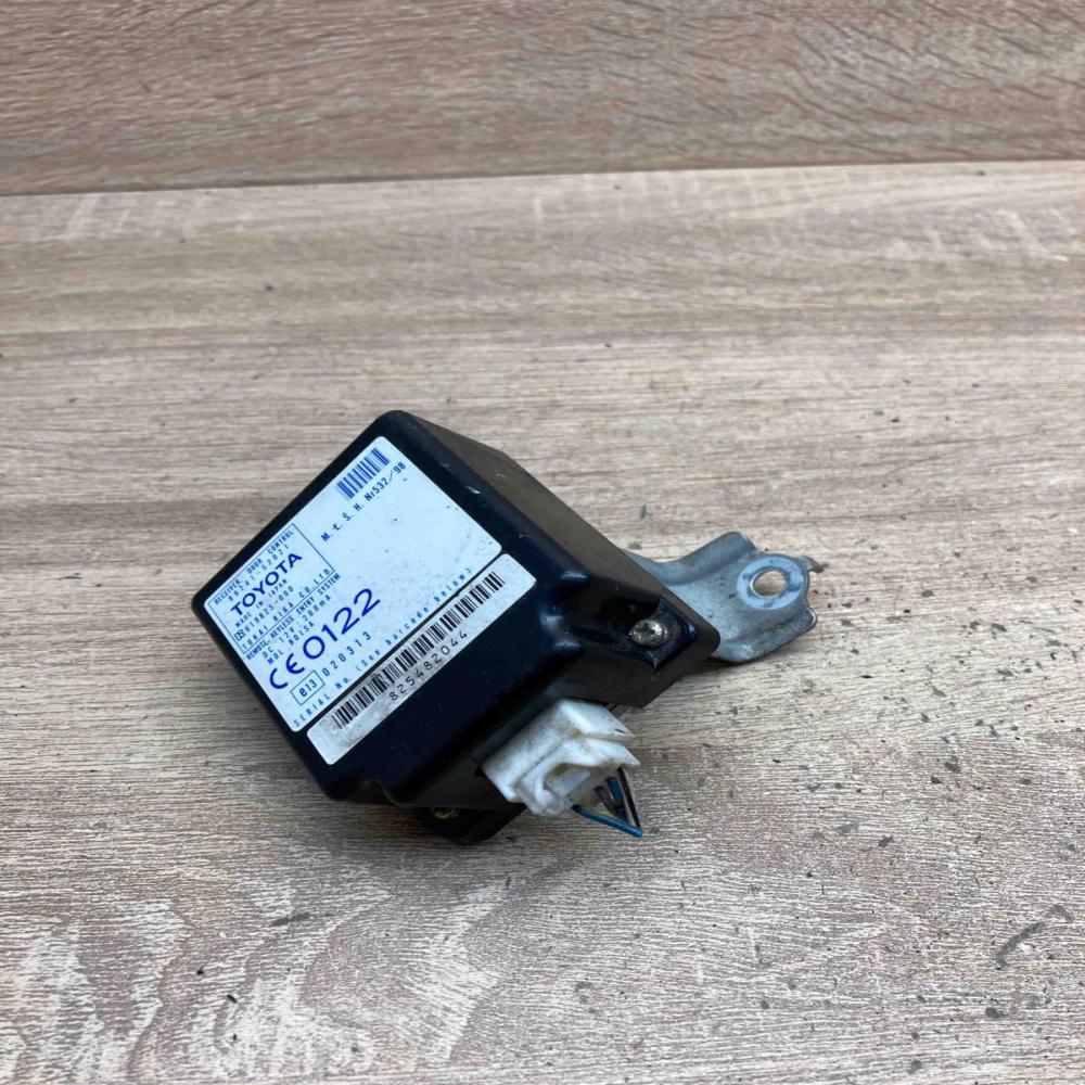 89741 52021 619825 000 Used Other control units/modules Toyota Yaris