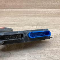 7700421261 B Used  Door central lock control unit/module Renault Safrane