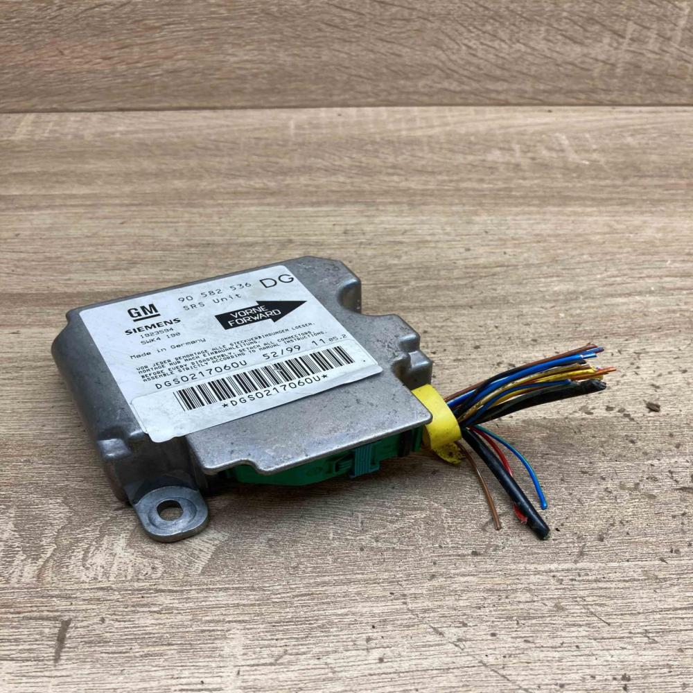 90582536 1923594 Used Airbag control unit/module Opel Zafira A