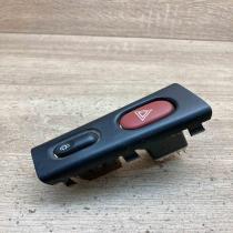 7700845435   Hazard light switch Renault Laguna I