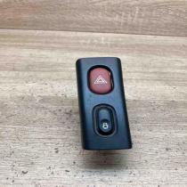 7700845435   Hazard light switch Renault Laguna I