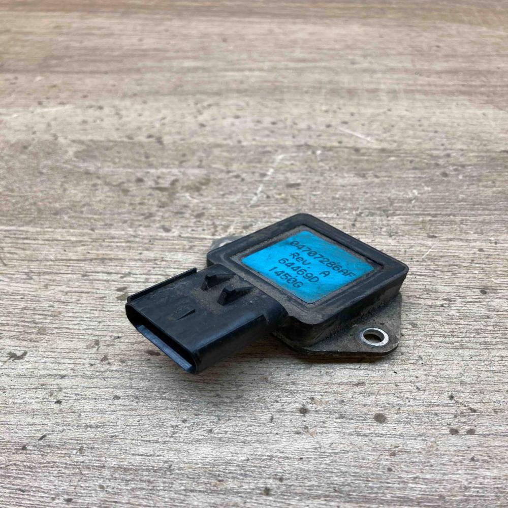 04707286AF 64469D  Coolant fan relay Jeep Grand Cherokee (WJ)