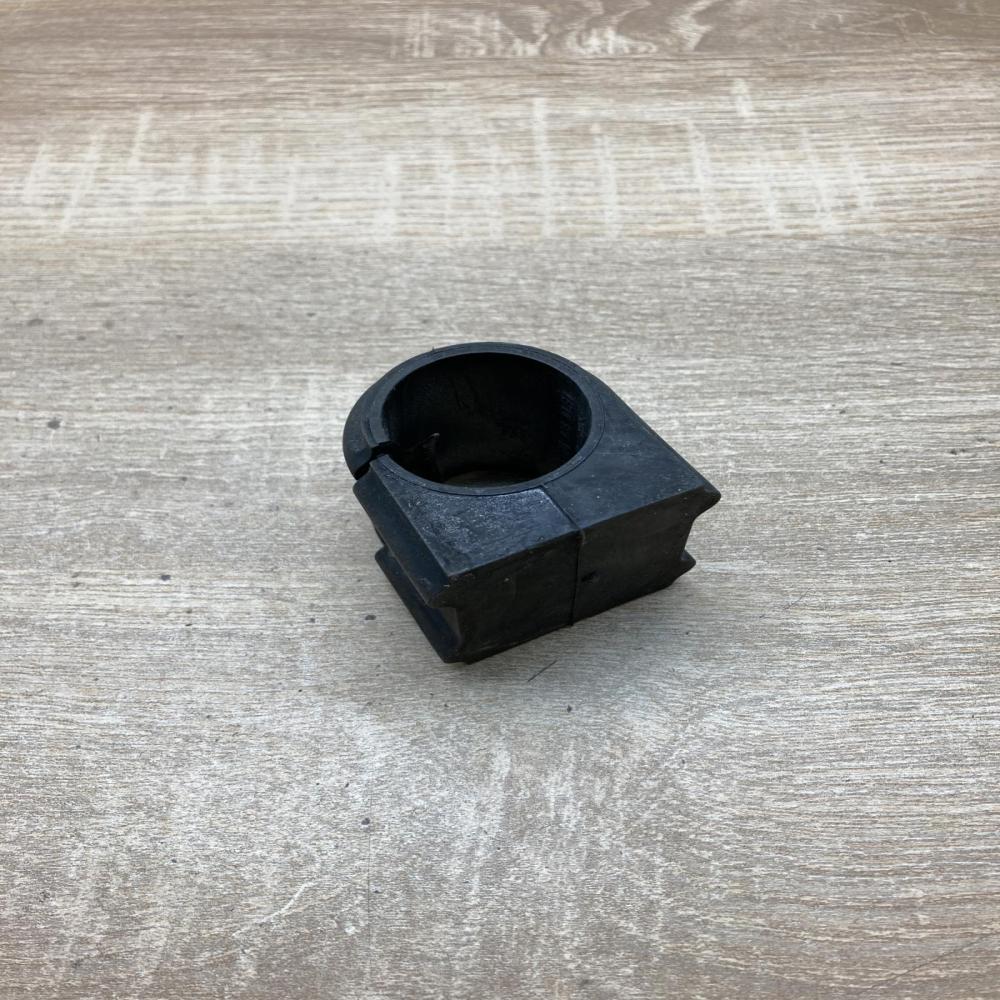 A9043261081   Other rear suspension part Mercedes-Benz Sprinter W901 W902 W903 W