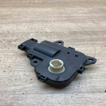 H0201715C   Air flap motor/actuator Jeep Grand Cherokee (WJ)