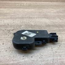 H0201715C   Air flap motor/actuator Jeep Grand Cherokee (WJ)