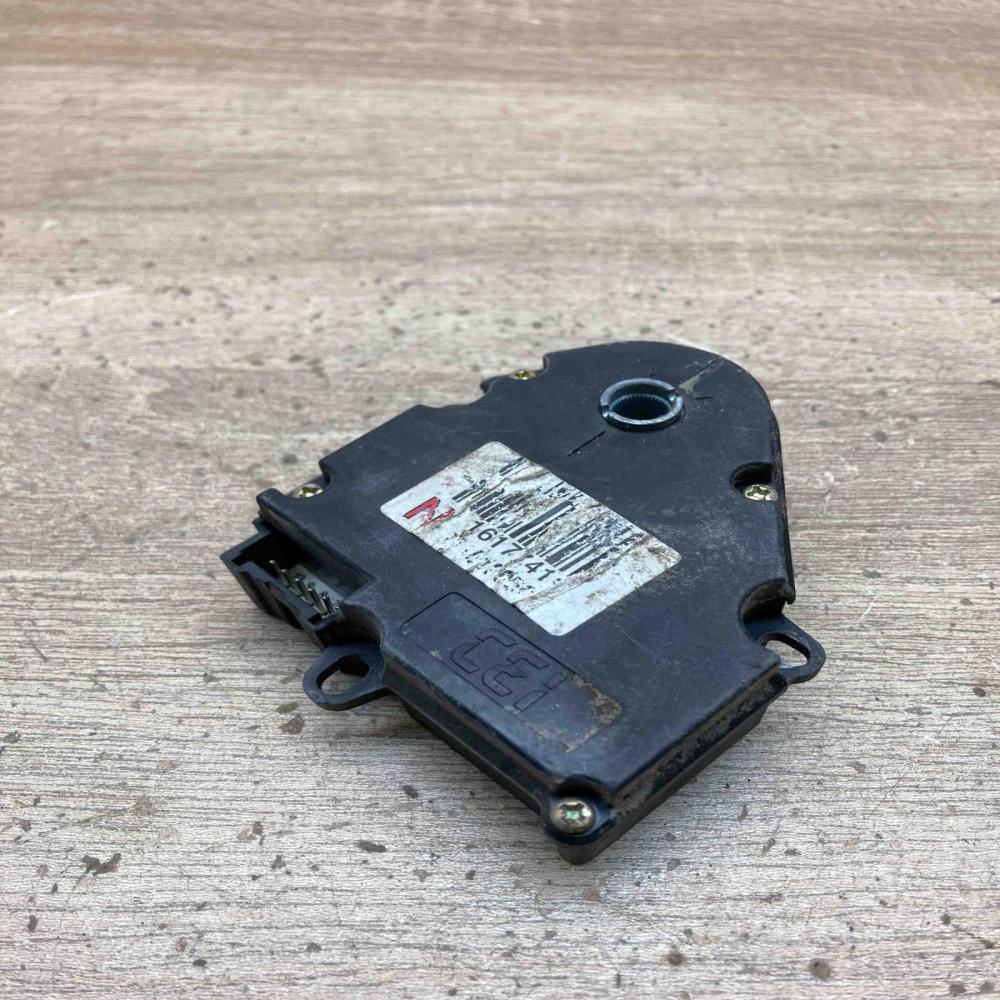 1617741   Air flap motor/actuator Chevrolet Alero