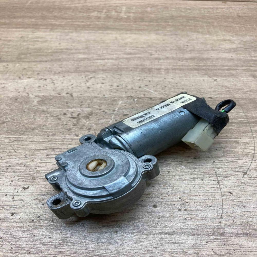 24015690   Sunroof motor/actuator Jeep Grand Cherokee (WJ)
