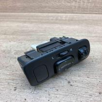 045B05   Wing mirror switch Toyota Yaris