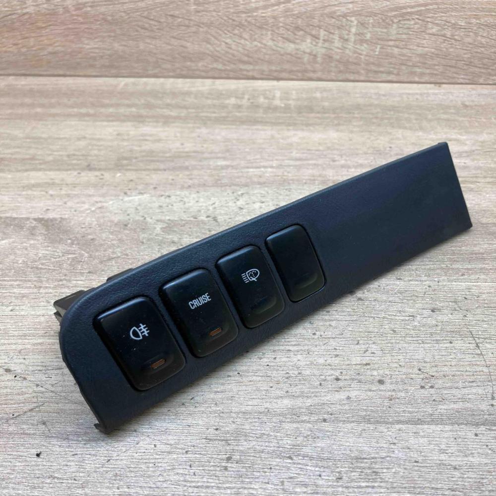 84840 34300 84841 34300  Other switches/knobs/shifts Mitsubishi Pajero