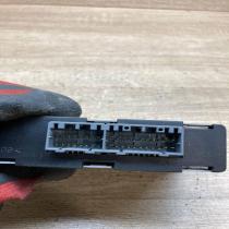 30824425 V40RKE2  Door central lock control unit/module Volvo S40, V40