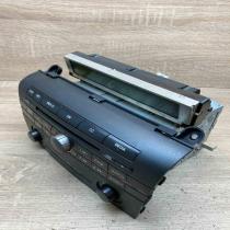BR2D 66 9R0A 14795218  Radio/CD/DVD/GPS head unit Mazda 3 I