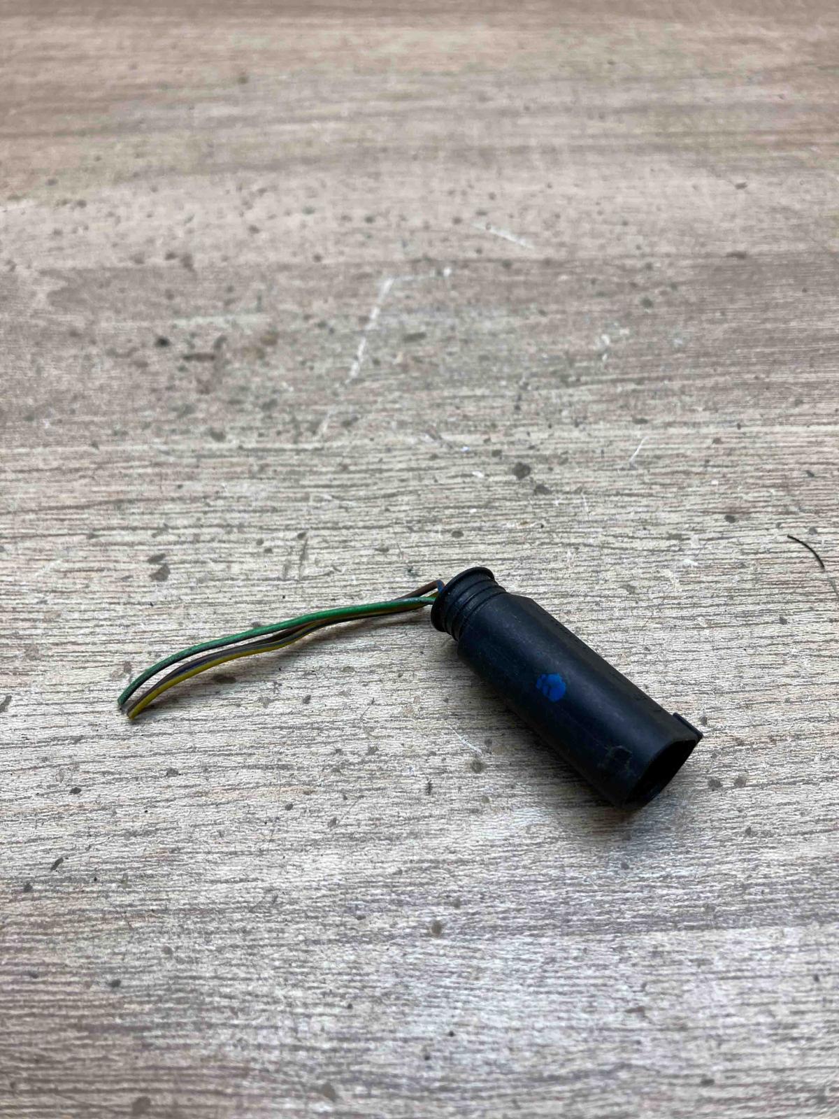 1 967082 1 1 965333 1  Plug wire BMW X5 F15