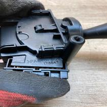 173647   Wiper turn signal indicator stalk/switch Toyota Yaris Verso