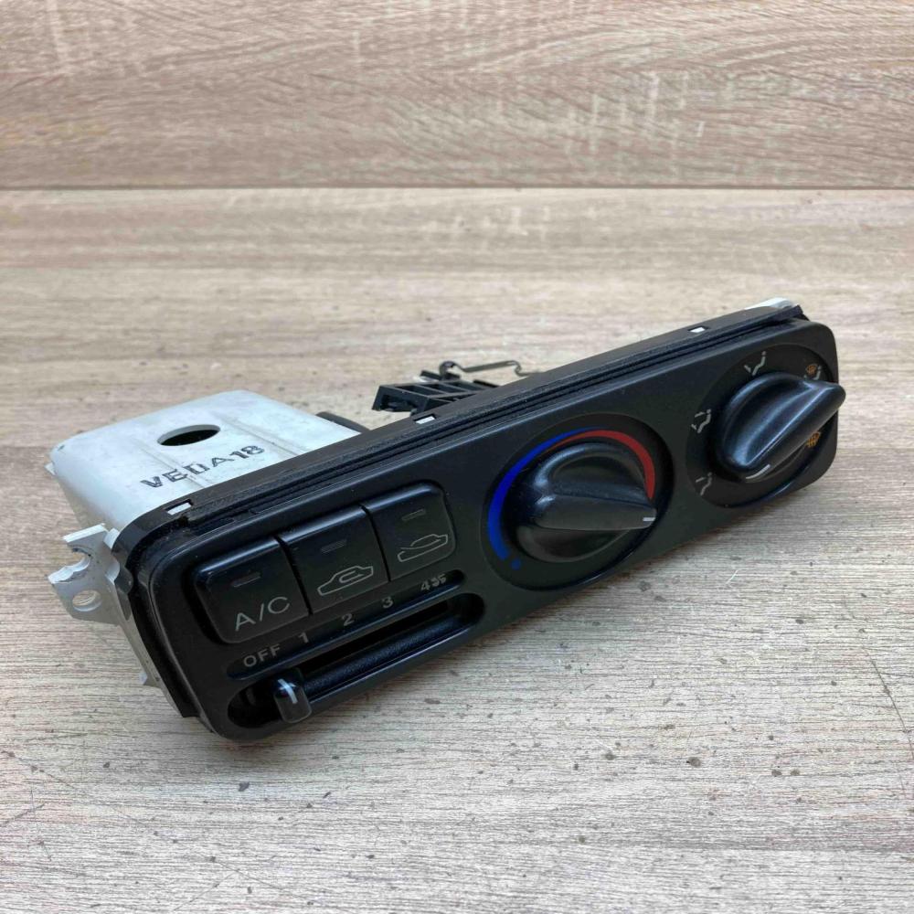 VEDA18   Climate control unit Hyundai Accent