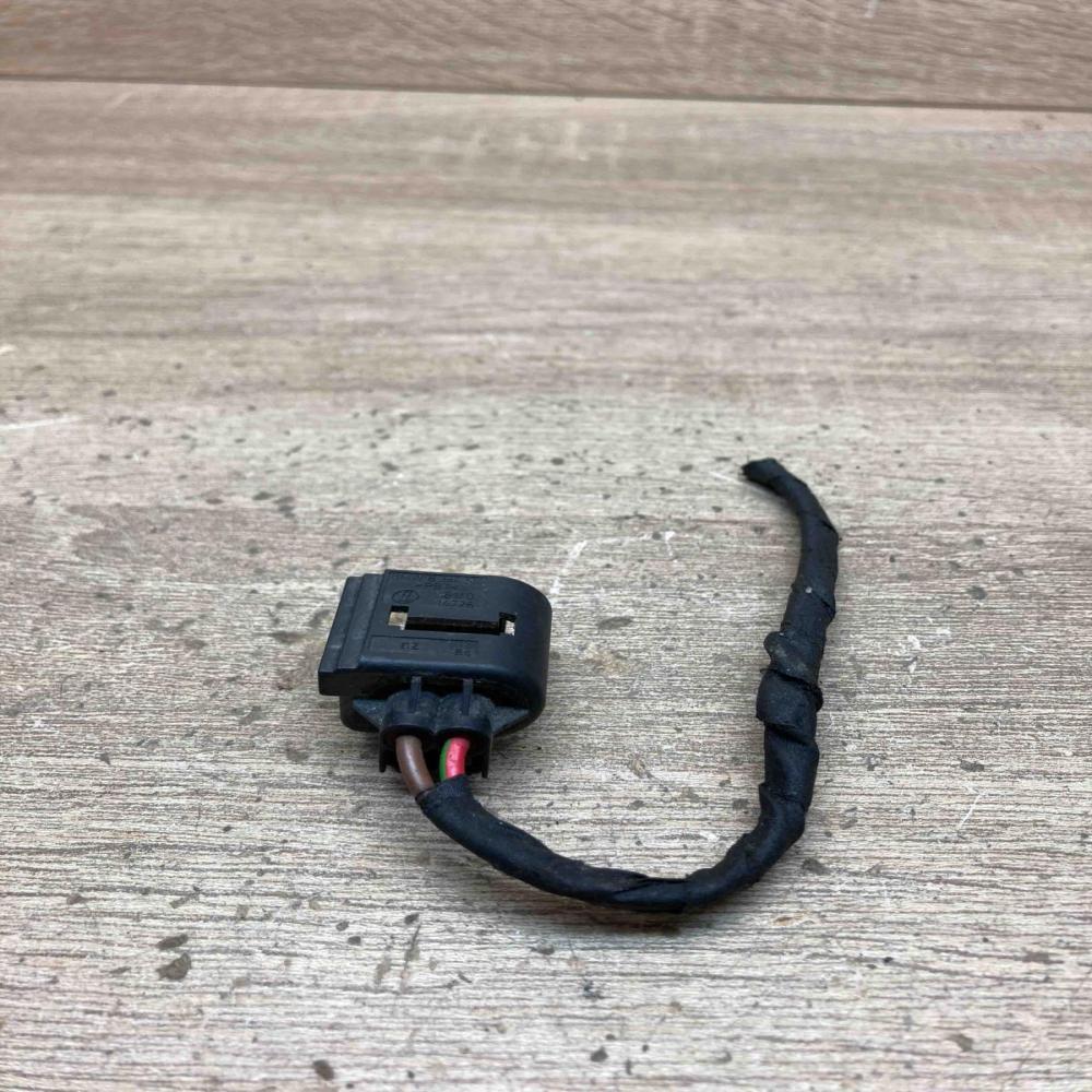 8364518 18140 14726 2PIN Plug wire BMW 7 E65 E66