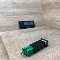 4409223   Fog light switch Saab 9-5