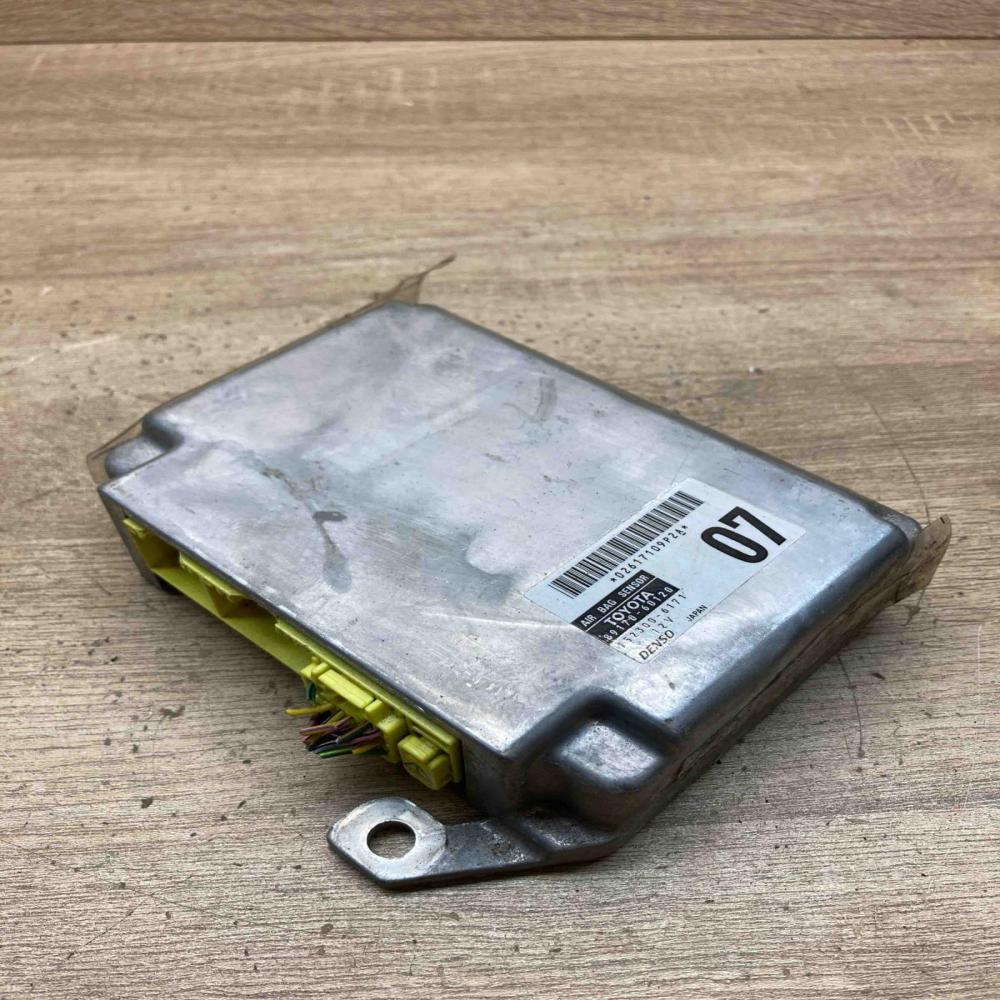 89170 60120 152300 6171  Airbag control unit/module Toyota Land Cruiser (J120)